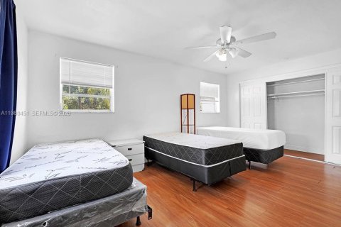 Снять в аренду квартиру в Холливуд, Флорида 1 спальня, 83.61м2, № 2051390 - фото 21