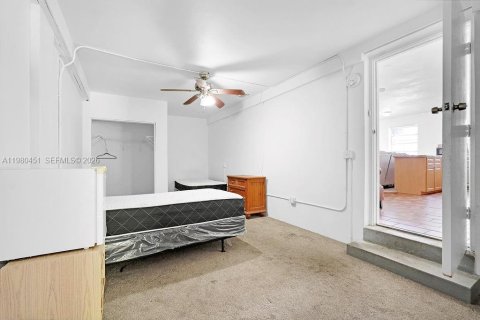 Снять в аренду квартиру в Холливуд, Флорида 1 спальня, 83.61м2, № 2051390 - фото 27