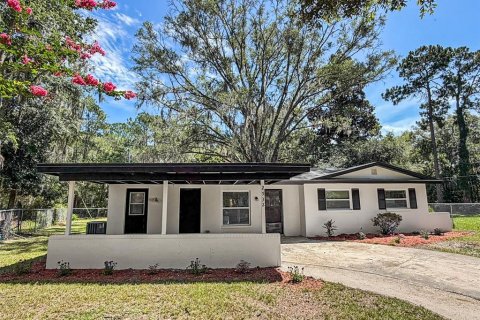 Casa en venta en Gainesville, Florida, 4 dormitorios, 117.24 m2 № 2217133 - foto 2