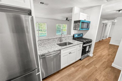 Casa en venta en Gainesville, Florida, 4 dormitorios, 117.24 m2 № 2217133 - foto 4
