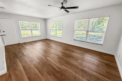 Casa en venta en Gainesville, Florida, 4 dormitorios, 117.24 m2 № 2217133 - foto 6