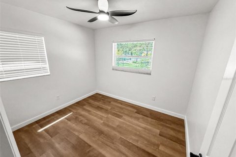Casa en venta en Gainesville, Florida, 4 dormitorios, 117.24 m2 № 2217133 - foto 14