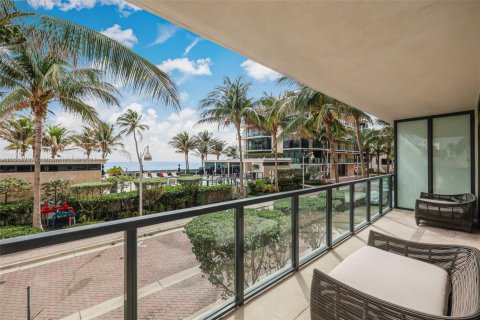 Condo in Hollywood, Florida, 3 bedrooms  № 1729790 - photo 28