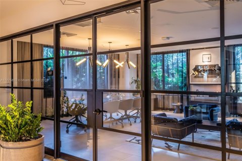 Condominio en venta en Miami, Florida, 1 dormitorio, 56.39 m2 № 1704543 - foto 13