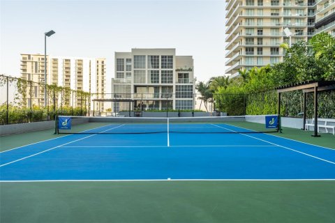 Condominio en venta en Miami, Florida, 1 dormitorio, 56.39 m2 № 1704543 - foto 23
