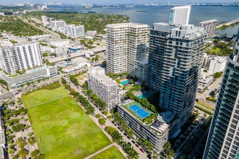 Condominio en venta en Miami, Florida, 1 dormitorio, 56.39 m2 № 1704543 - foto 10