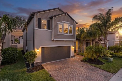 Casa en New Port Richey, Florida 4 dormitorios, 216.83 m2 № 2151462