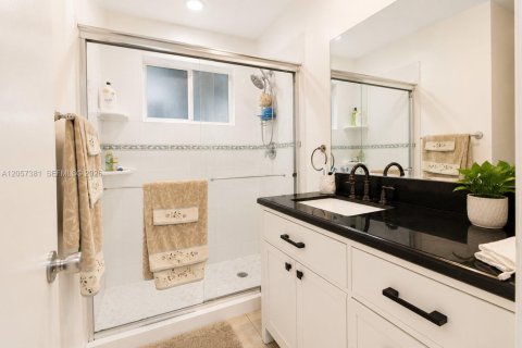Casa en venta en Miramar, Florida, 2 dormitorios, 82.5 m2 № 2244914 - foto 17