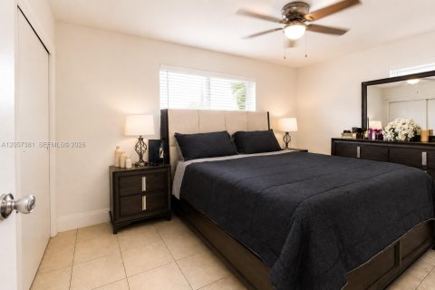 Casa en venta en Miramar, Florida, 2 dormitorios, 82.5 m2 № 2244914 - foto 15