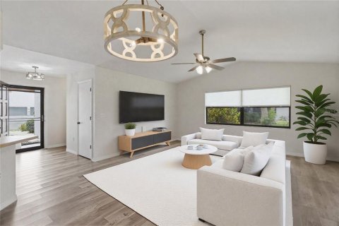 House in Venice, Florida 2 bedrooms, 104.79 sq.m. № 2095019 - photo 12
