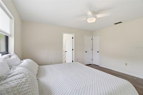 House in Venice, Florida 2 bedrooms, 104.79 sq.m. № 2095019 - photo 14