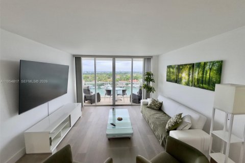 Condominio en Miami Beach, Florida, 1 dormitorio  № 2011115