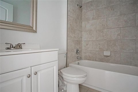 Apartamento en alquiler en Davenport, Florida, 2 dormitorios, 97.55 m2 № 1918747 - foto 14