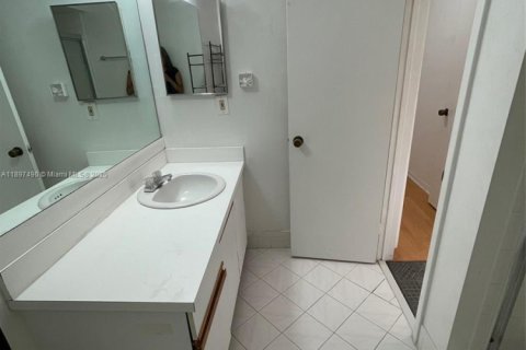 Adosado en venta en Plantation, Florida, 3 dormitorios, 164.44 m2 № 1949798 - foto 13