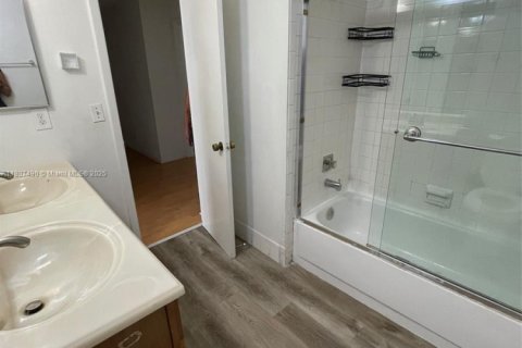 Adosado en venta en Plantation, Florida, 3 dormitorios, 164.44 m2 № 1949798 - foto 18
