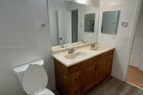 Adosado en venta en Plantation, Florida, 3 dormitorios, 164.44 m2 № 1949798 - foto 17