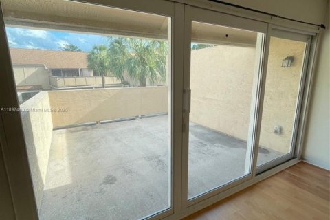 Adosado en venta en Plantation, Florida, 3 dormitorios, 164.44 m2 № 1949798 - foto 4