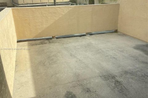Adosado en venta en Plantation, Florida, 3 dormitorios, 164.44 m2 № 1949798 - foto 6