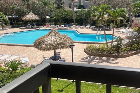 Condo in Clearwater, Florida, 2 bedrooms  № 1742902 - photo 12