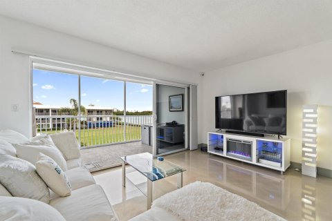 Condo in Tequesta, Florida, 2 bedrooms  № 2245784 - photo 4