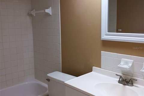 Appartement à louer à Holiday, Floride: 2 chambres, 72.84 m2 № 2383964 - photo 5