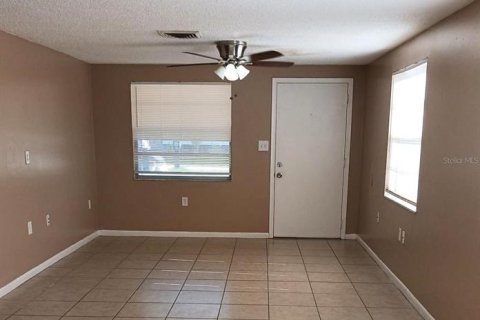 Appartement à louer à Holiday, Floride: 2 chambres, 72.84 m2 № 2383964 - photo 2