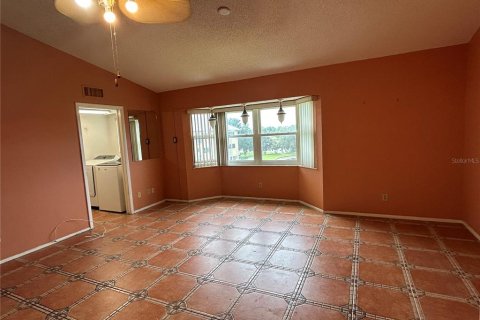 Condo in Clearwater, Florida, 2 bedrooms  № 1903679 - photo 9