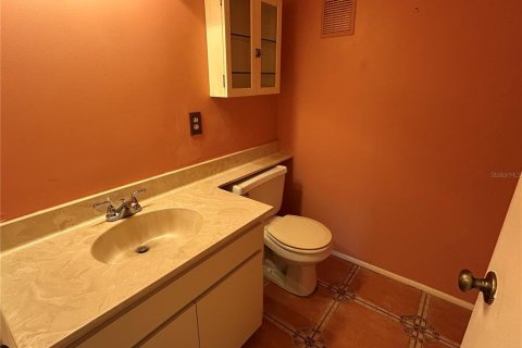 Condo in Clearwater, Florida, 2 bedrooms  № 1903679 - photo 18