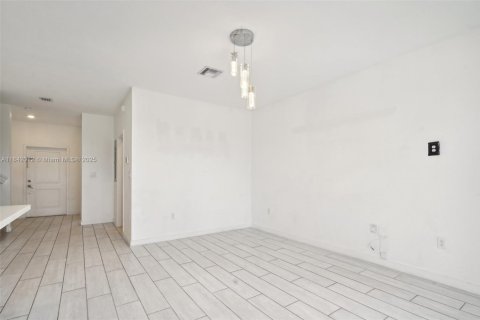 Купить таунхаус в Хомстед, Флорида 4 спальни, 127.65м2, № 1834293 - фото 4