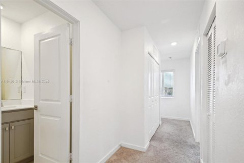 Купить таунхаус в Хомстед, Флорида 4 спальни, 127.65м2, № 1834293 - фото 17