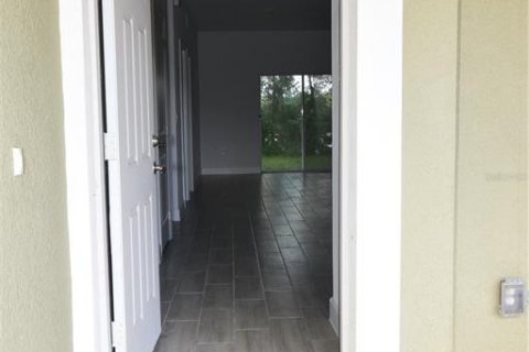 Adosado en alquiler en Davenport, Florida, 4 dormitorios, 189.06 m2 № 1901330 - foto 2