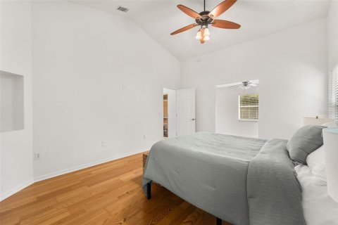 House in Gainesville, Florida 3 bedrooms, 188.31 sq.m. № 2199155 - photo 20