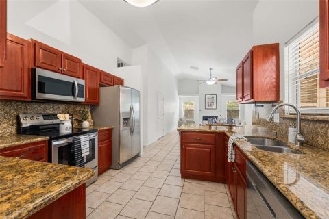 House in Gainesville, Florida 3 bedrooms, 188.31 sq.m. № 2199155 - photo 11