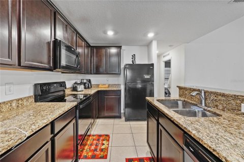 Casa en venta en Kissimmee, Florida, 3 dormitorios, 159.88 m2 № 1911423 - foto 3