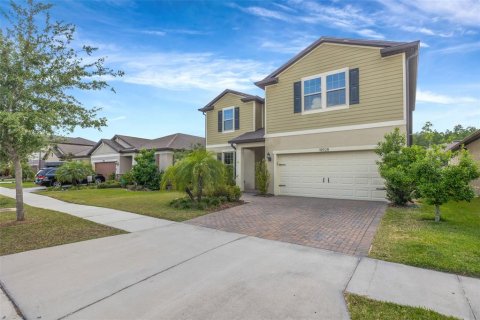 House in Lutz, Florida 5 bedrooms, 265.61 sq.m. № 2216782 - photo 6