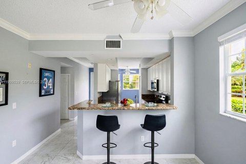 Copropriété à vendre à Boca Raton, Floride: 2 chambres, 100.43 m2 № 2064329 - photo 3