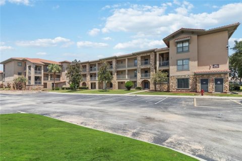 Condo in Davenport, Florida, 3 bedrooms  № 1876231 - photo 1