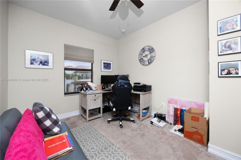 Adosado en venta en Fort Myers, Florida, 3 dormitorios, 150.59 m2 № 1950440 - foto 24