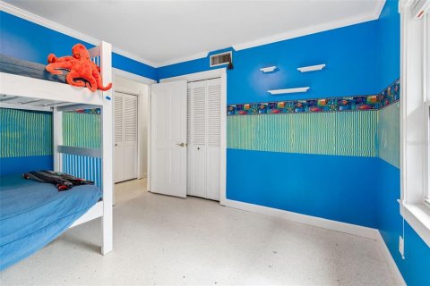 House in Tampa, Florida 5 bedrooms, 304.16 sq.m. № 2094924 - photo 25