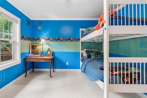 House in Tampa, Florida 5 bedrooms, 304.16 sq.m. № 2094924 - photo 26