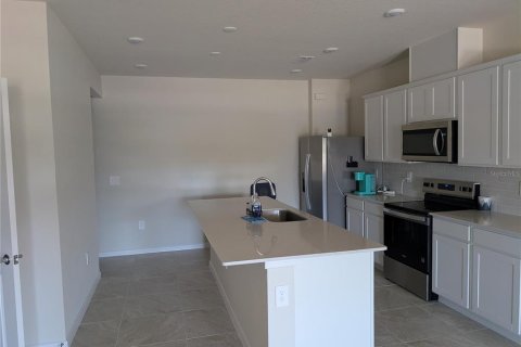 Touwnhouse à louer à Kissimmee, Floride: 3 chambres, 156.35 m2 № 2387594 - photo 3