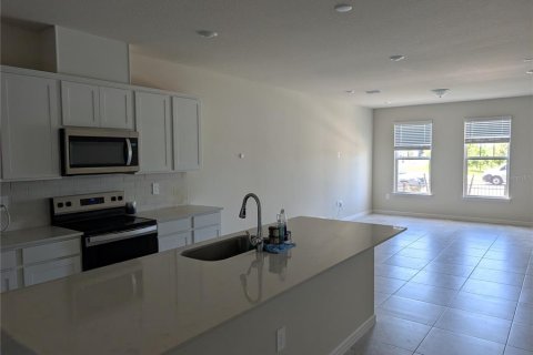 Touwnhouse à louer à Kissimmee, Floride: 3 chambres, 156.35 m2 № 2387594 - photo 4