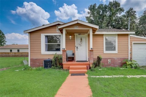 House in Kissimmee, Florida 3 bedrooms, 81.94 sq.m. № 2101295
