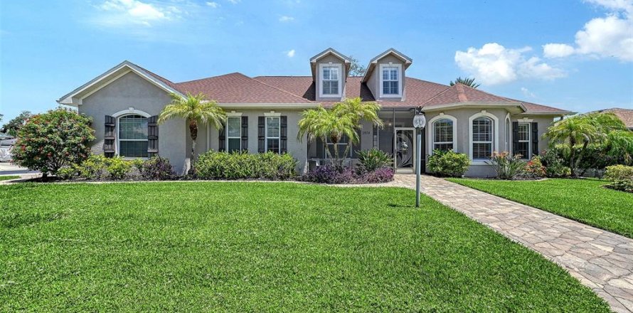 Casa en Sarasota, Florida 5 dormitorios, 334.73 m2 № 2430693