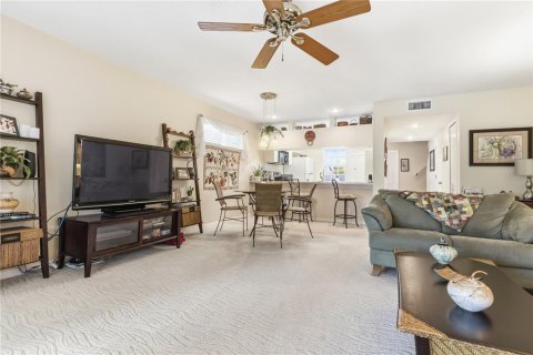 Copropriété à vendre à Tampa, Floride: 2 chambres, 117.99 m2 № 2148345 - photo 4