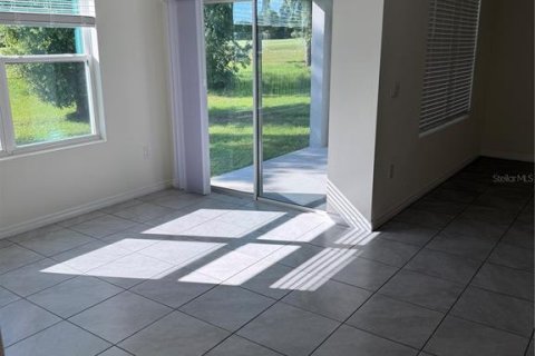 Villa ou maison à louer à Ocala, Floride: 3 chambres, 155.15 m2 № 2386498 - photo 4