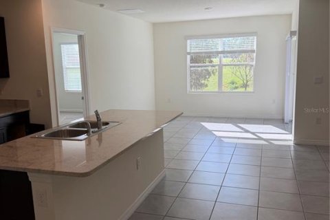 Villa ou maison à louer à Ocala, Floride: 3 chambres, 155.15 m2 № 2386498 - photo 5