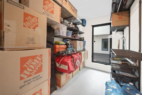 Touwnhouse à vendre à Miami, Floride: 3 chambres № 2036399 - photo 24