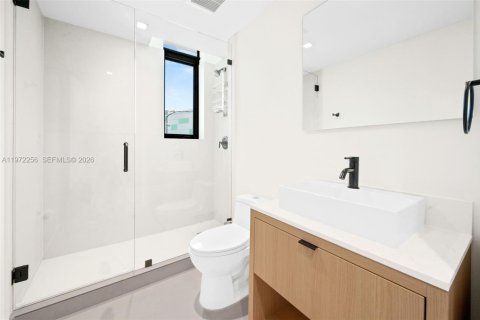 Touwnhouse à vendre à Miami, Floride: 3 chambres № 2036399 - photo 16