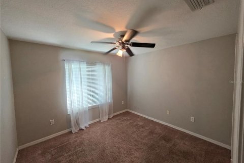 House in Valrico, Florida 4 bedrooms, 147.16 sq.m. № 1751309 - photo 15